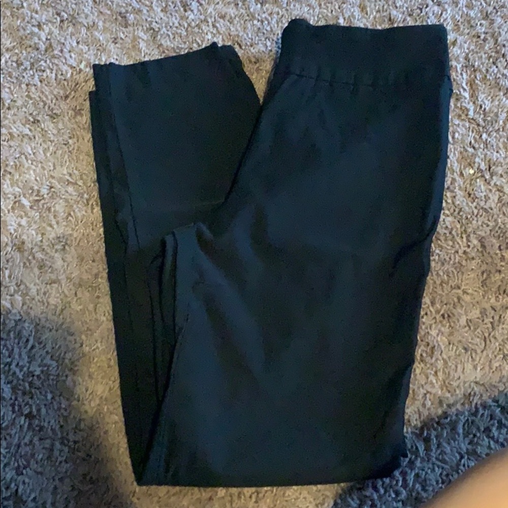 Dress Capri